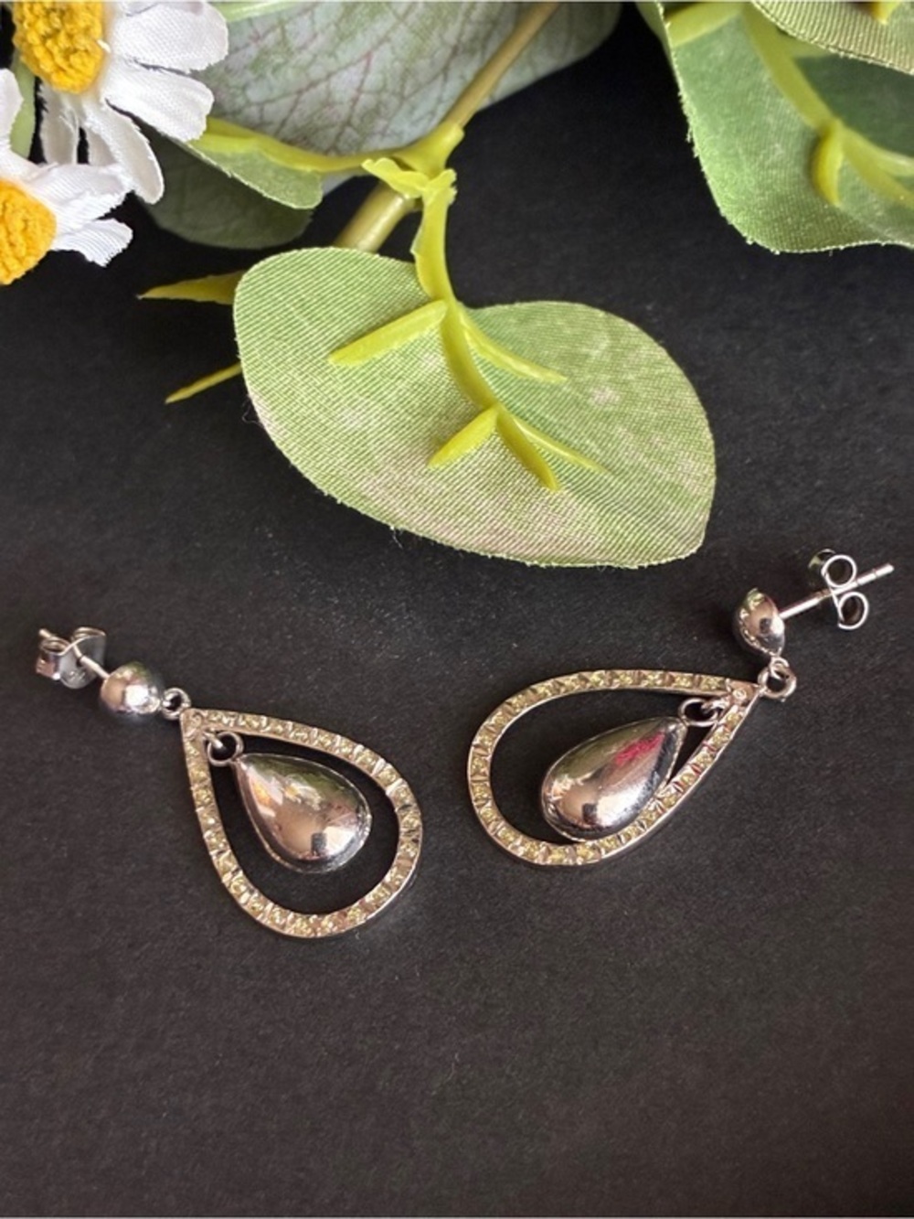 925 Silver Teardrop Dangle Earrings